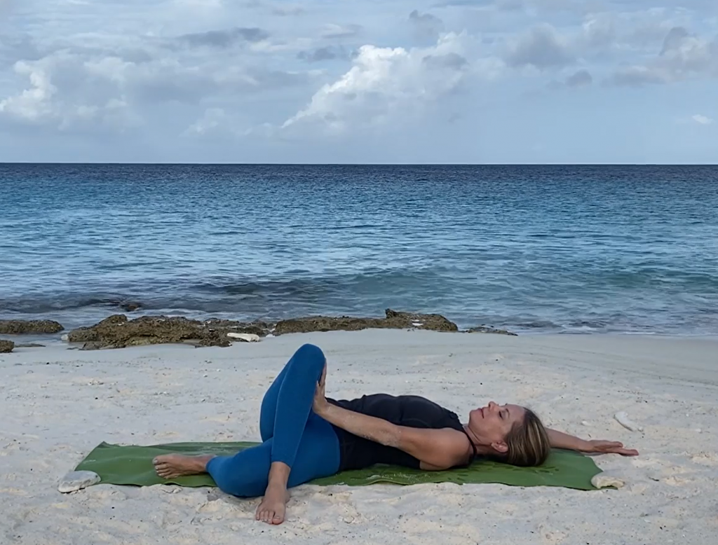 twists to feel fantastic. Yoga twist. Yoga online. yoga to calm down.